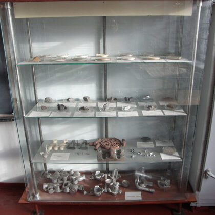 Стенд з ливарними зразками